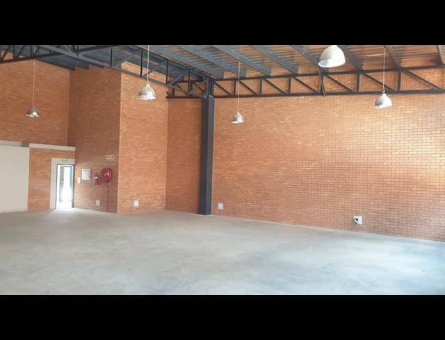 INDUSTRIAL PROPERTY TO RENT IN N4 GATEWAY INDUSTRIAL PARK